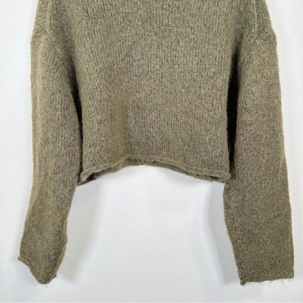 Zara Womens Size Medium Dark Olive Cropped Tunnel Knit Sweater - Picture 13 of 14